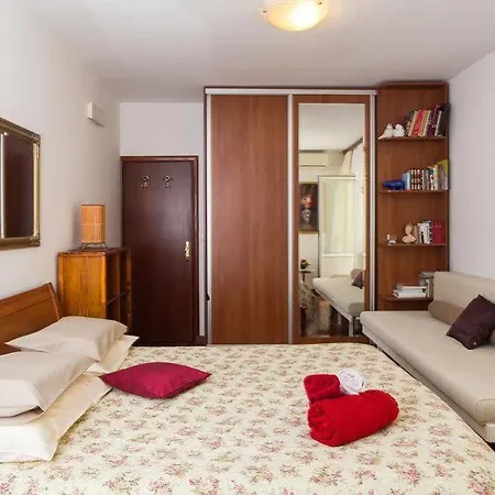 Music Guest house