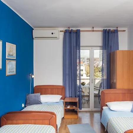 Music Guest house 3*