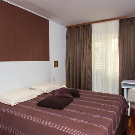 Guest house Music 3*