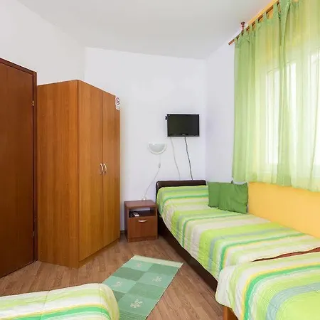 Music Guest house 3*