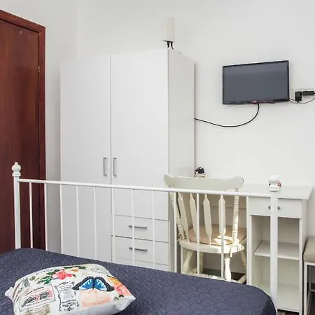 Music Gostinjska kuća 3*